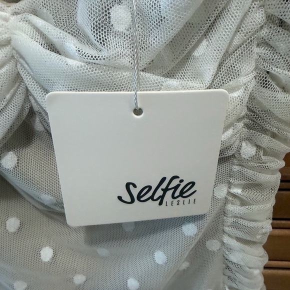 Selfie Leslie White Polka Dot Chemise - Picture 3 of 4